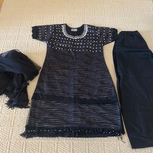 Pakistani Kameez Shalwar Suit Dress Outfit